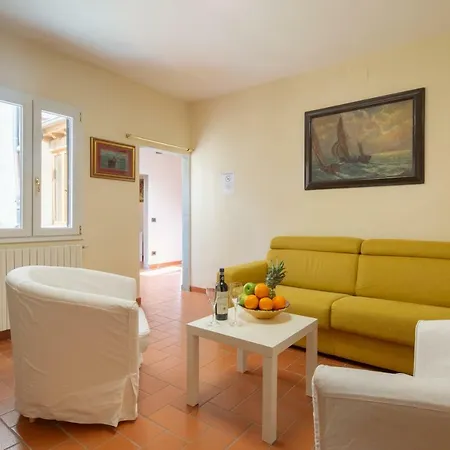 Macci Place